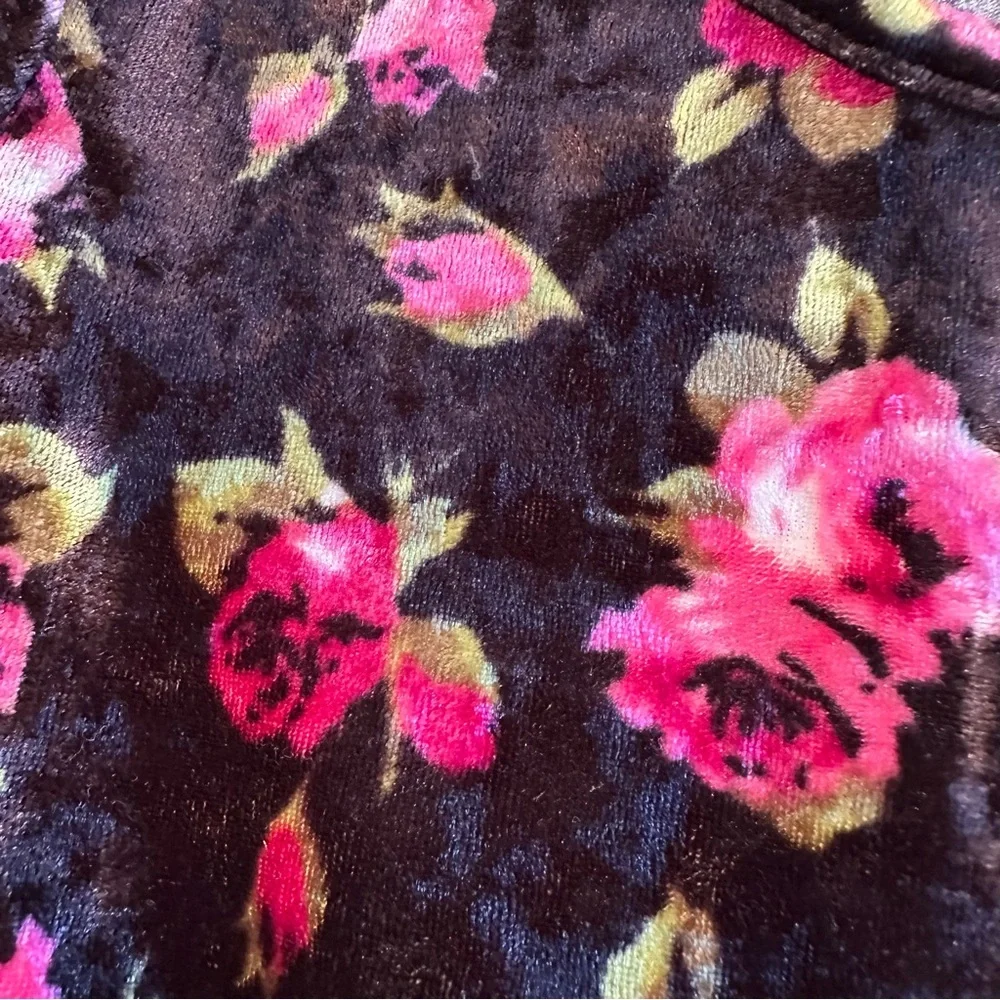 THE CHILDREN’s PLACE Black Velvet Pink Rose Long Sleeve Dress Size Medium 7/8